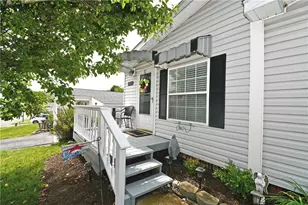 16 Northridge Cir, Robinson Twp, PA 15106 - Photo 3