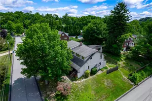 221 Sunset Dr, Wilkins Township, PA 15235 - Photo 3