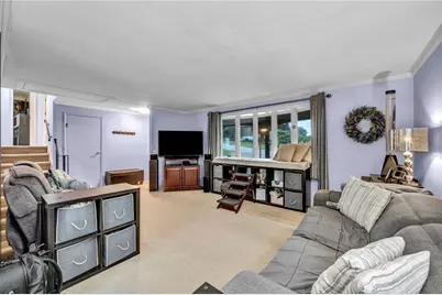 2 Eichelberger Dr, Robinson Twp, PA 15108 - Photo 5