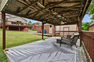 1206 Dalewood Dr, Elizabeth Twp/Boro, PA 15135 - Photo 15