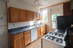 2292 Valera Ave, Pittsburgh, PA 15210 - Photo 17