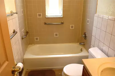 390 Streets Run Rd, Pittsburgh, PA 15236 - Photo 19