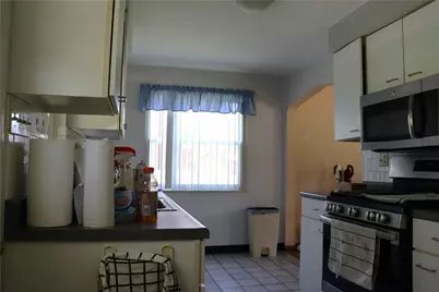 390 Streets Run Rd, Pittsburgh, PA 15236 - Photo 15
