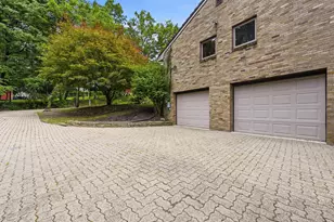 105 Berkeley Dr, Ross Twp, PA 15237 - Photo 3
