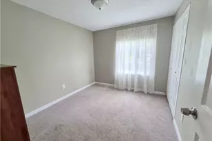 1501 N Randolph Dr, Jefferson Hills, PA 15025 - Photo 17