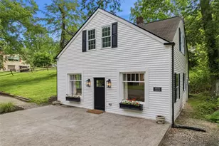 4978 S Pioneer Rd, Hampton, PA 15044 - Photo 1