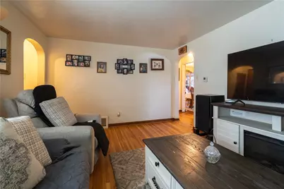 6616 Overlook St, South Park, PA 15129 - Photo 7