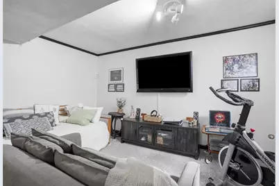 333 Warrick Dr, Seven Fields Boro, PA 16046 - Photo 37