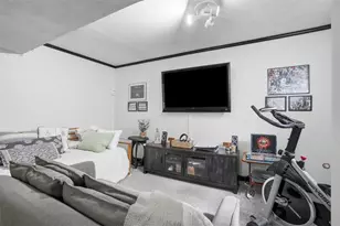 333 Warrick Dr, Seven Fields Boro, PA 16046 - Photo 37