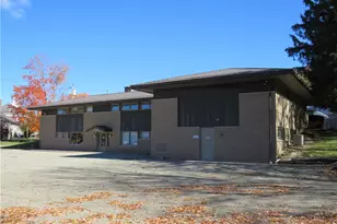 408/410 Hillcrest Avee, Grove City Boro, PA 16127 - Photo 1