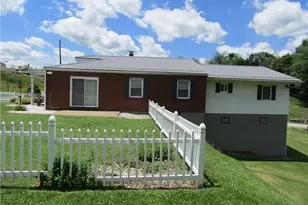 601 Hill St, Belle Vernon, PA 15012 - Photo 9