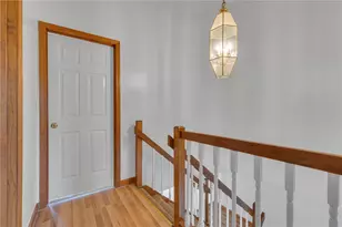 328 Brohios Dr, Center Township, PA 15061 - Photo 9