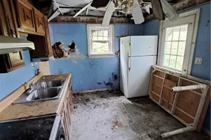 422 E Washington St, Rochester, PA 15074 - Photo 35