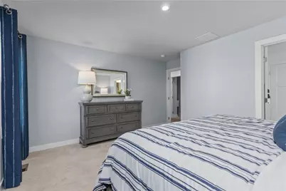 321 Coughton Cross Dr, Lancaster Township, PA 16037 - Photo 15