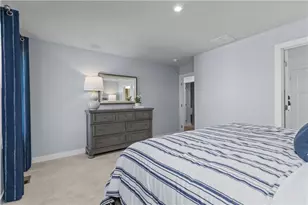 321 Coughton Cross Dr, Lancaster Township, PA 16037 - Photo 15