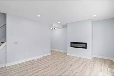 4239 Stanley St, Pittsburgh, PA 15207 - Photo 11
