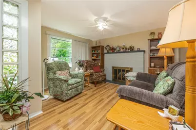 2 Werner Rd, Greenville Boro, PA 16125 - Photo 13