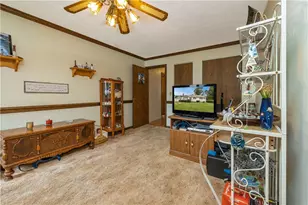 2 Werner Rd, Greenville Boro, PA 16125 - Photo 13