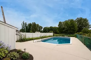 2 Werner Rd, Greenville Boro, PA 16125 - Photo 5