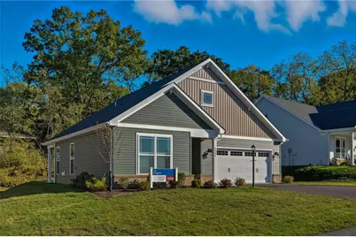 2002 Lakeside Dr, Baden, PA 15005 - Photo 1