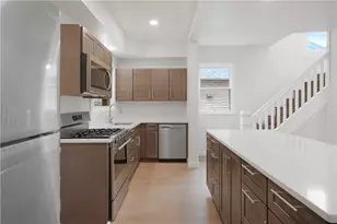 293 Lexington Ct, Carnegie, PA 15106 - Photo 7