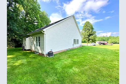 151 Cherry Hill Court, Neshannock Township, PA 16105 - Photo 27