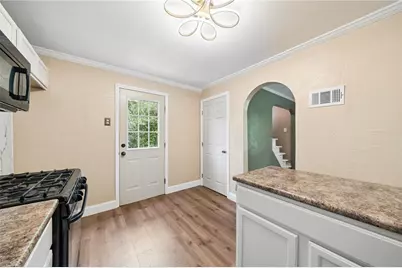 2711 Homestead Duquesne Rd, West Mifflin, PA 15122 - Photo 11