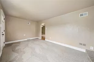 2711 Homestead Duquesne Rd, West Mifflin, PA 15122 - Photo 3