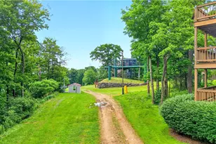 5322 Summit Dr, Hidden Valley, PA 15502 - Photo 5