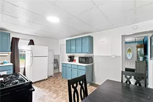 106 6th Ave, East Rochester, PA 15042 - Photo 13