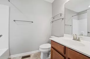2305 Pointe View Dr, Adams Township, PA 16046 - Photo 19