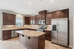 2305 Pointe View Dr, Adams Township, PA 16046 - Photo 11