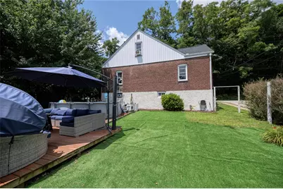 1030 Scott Avenue, Jeannette, PA 15644 - Photo 45
