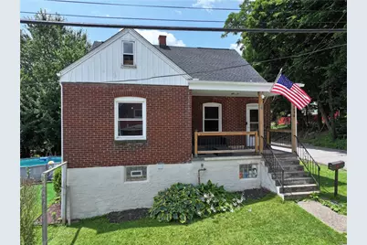 1030 Scott Avenue, Jeannette, PA 15644 - Photo 3