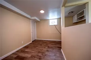 1030 Scott Ave, Jeannette, PA 15644 - Photo 29