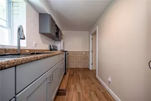 1030 Scott Ave, Jeannette, PA 15644 - Photo 31