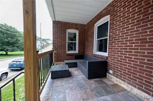 1030 Scott Ave, Jeannette, PA 15644 - Photo 3