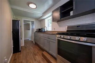 1030 Scott Ave, Jeannette, PA 15644 - Photo 31