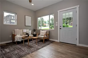 400 E 4th Ave, Smith Township, PA 15054 - Photo 27
