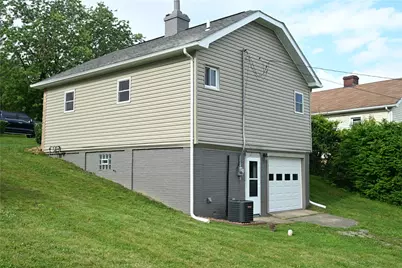 400 E 4th Ave, Smith Township, PA 15054 - Photo 33