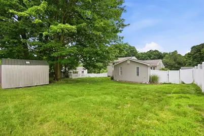 219 Maple Dr, Brighton Township, PA 15009 - Photo 29