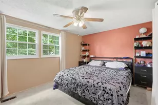 219 Maple Dr, Brighton Township, PA 15009 - Photo 13