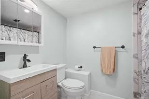 219 Maple Dr, Brighton Township, PA 15009 - Photo 23