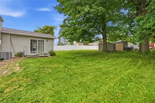 219 Maple Dr, Brighton Township, PA 15009 - Photo 27