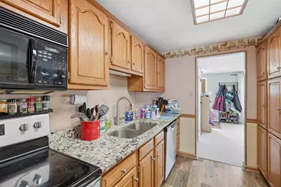 219 Maple Dr, Brighton Township, PA 15009 - Photo 5