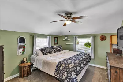 4470 Woodhill Dr, Munhall, PA 15120 - Photo 13