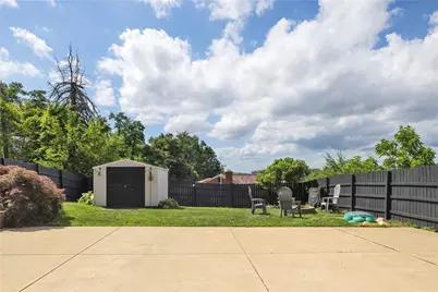 4470 Woodhill Dr, Munhall, PA 15120 - Photo 29
