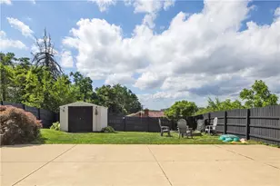 4470 Woodhill Dr, Munhall, PA 15120 - Photo 29