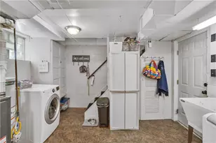 4470 Woodhill Dr, Munhall, PA 15120 - Photo 23