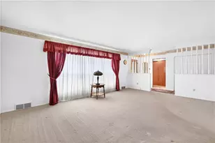 1820 Pierce St, Aliquippa, PA 15001 - Photo 7